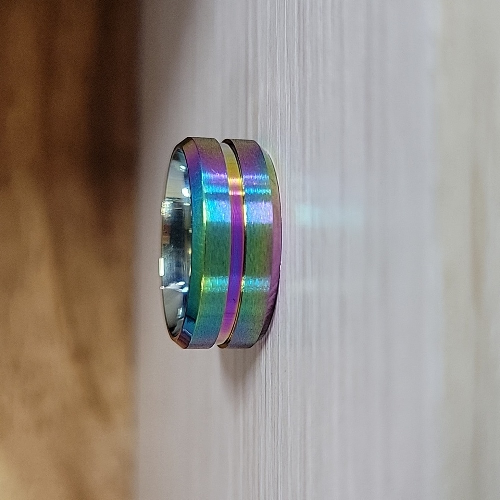 OILSLICK TITANIUM RING, UNISEX